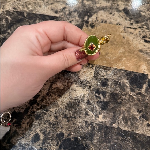 Kate Spade Shaken or Stirred Statement Ring 🫒🍸 - Picture 5 of 11